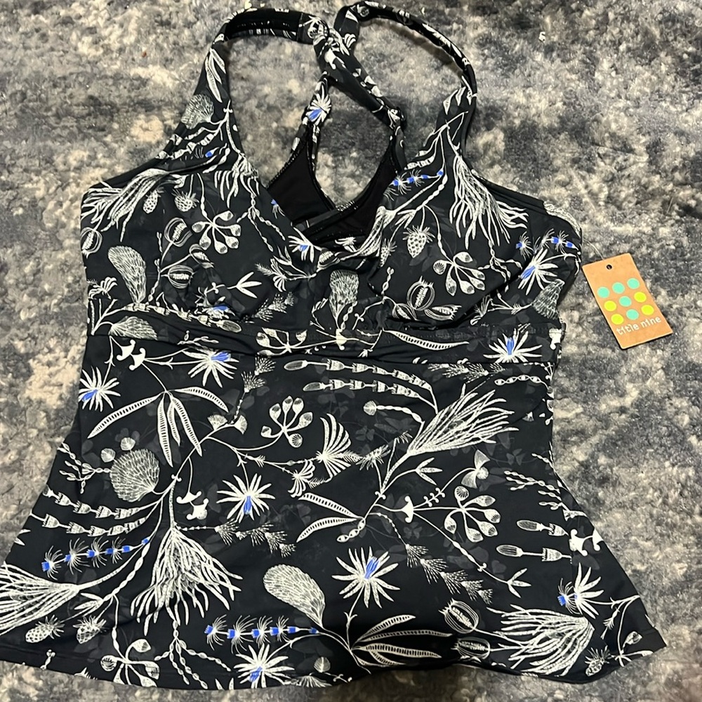 Title nine tankini suit top size 34C black floral phenom Papyrus underwire